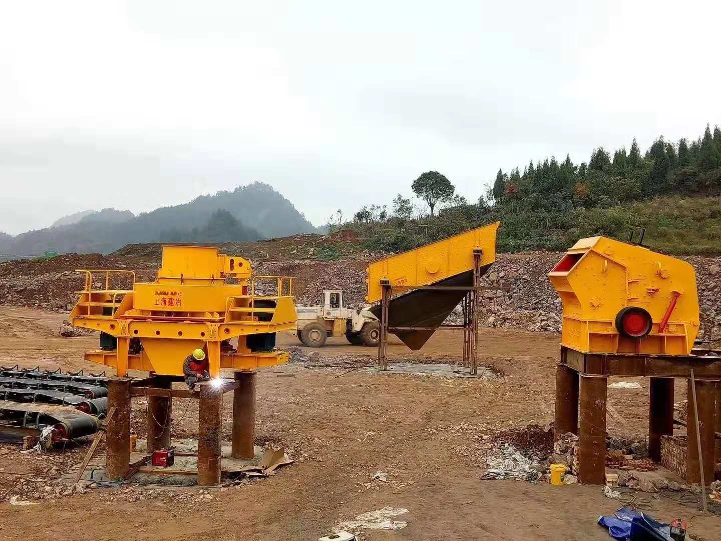 貴州開陽時產250噸砂石料石灰石砂石生產線項目客戶案例